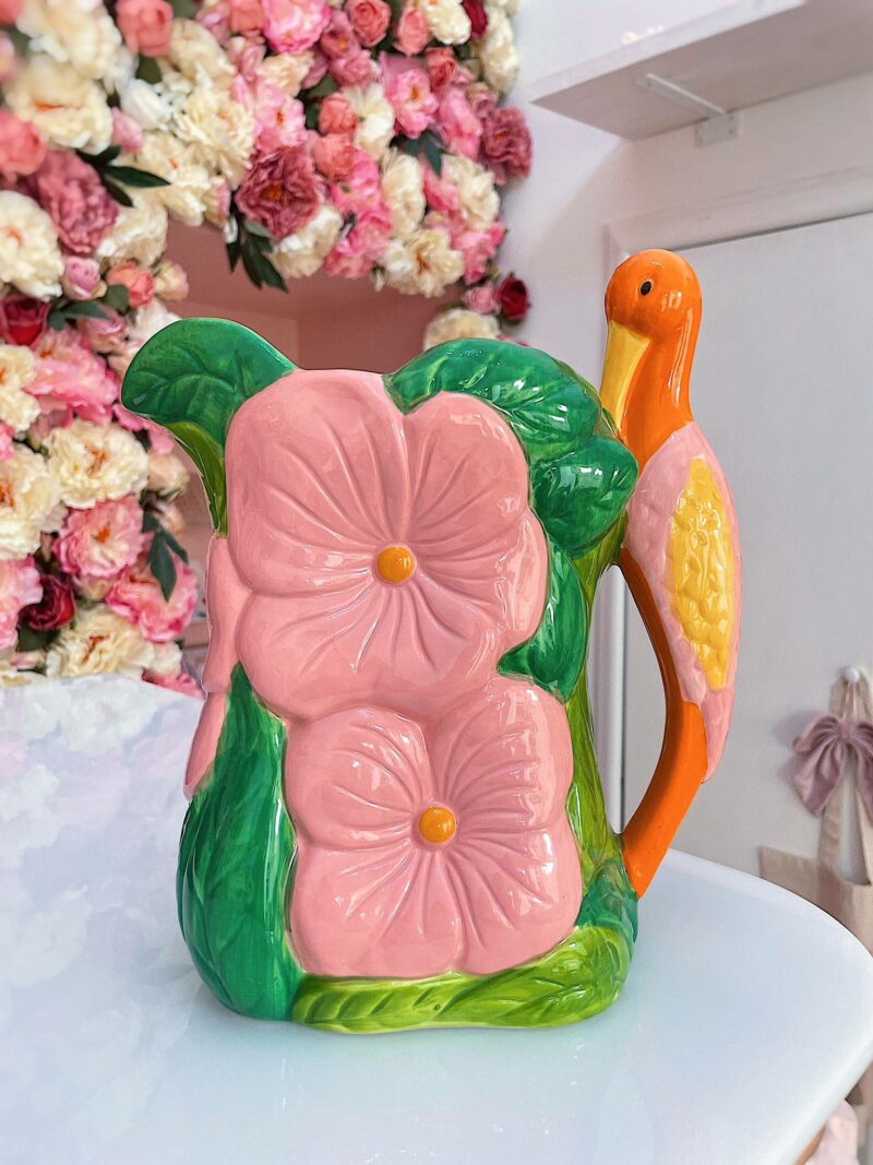Vaso pellicano e fiori